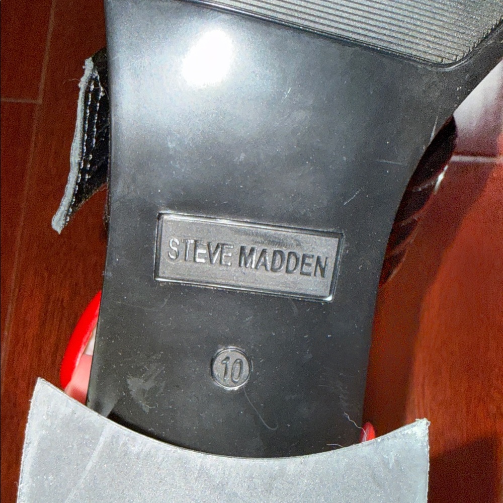 Steve Madden Black Studded Cutout Ankle Boots - Picture 6 of 8